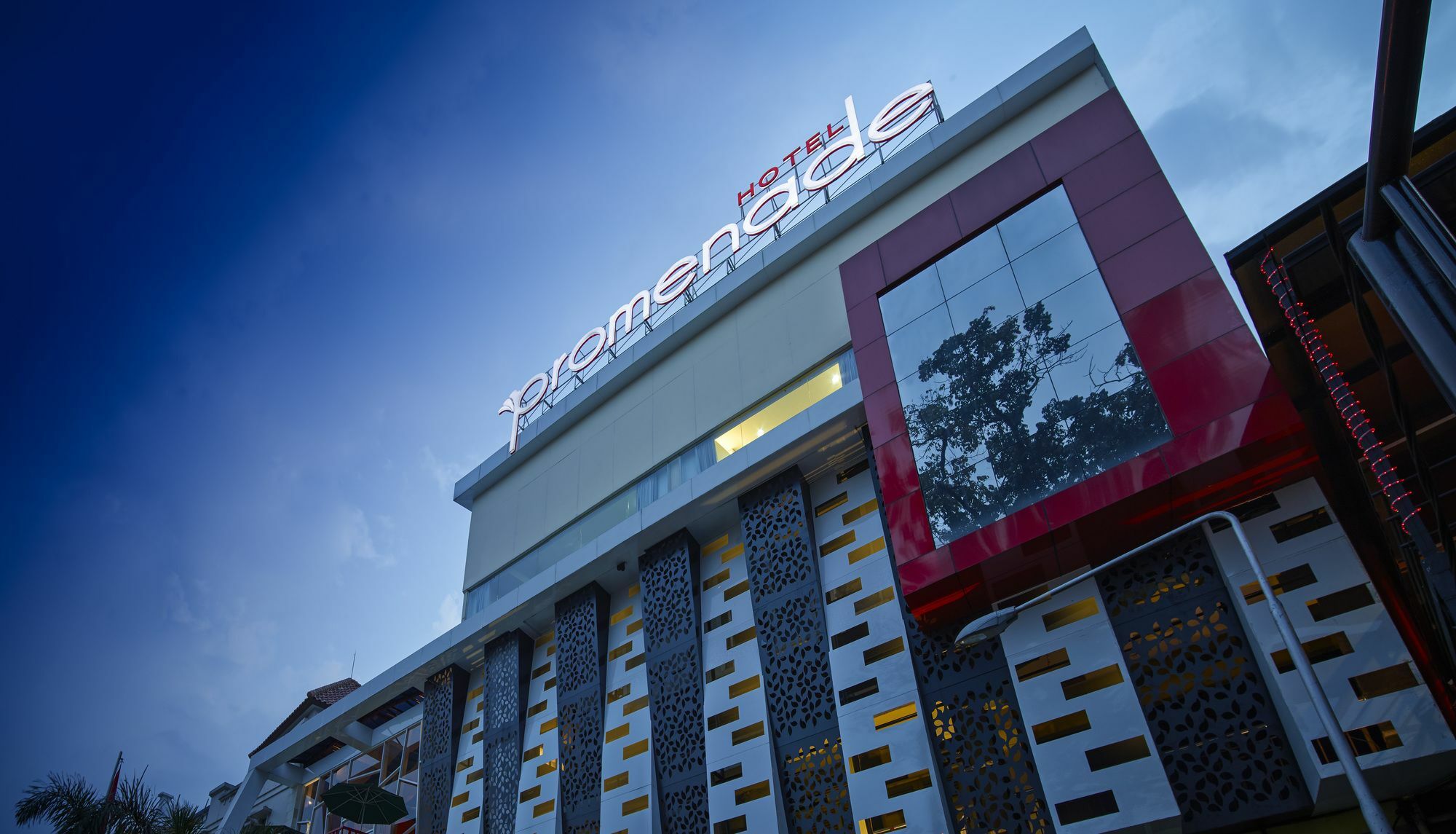 Townhouse Oak Cihampelas Near Ciwalk Formerly Promenade Hotel Bandung Kültér fotó